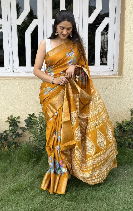 Women Party Wear Jeaquard Butti Dhola silk Saree with Un Stitched Blouse Everyday Stylish Blouse