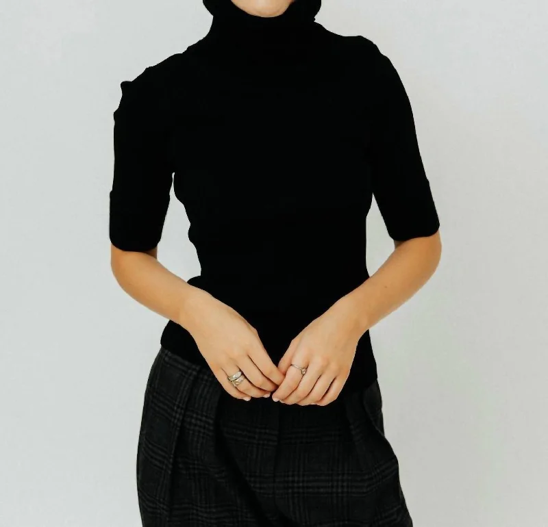Daxton Sweater In Black Solid Print Embellished