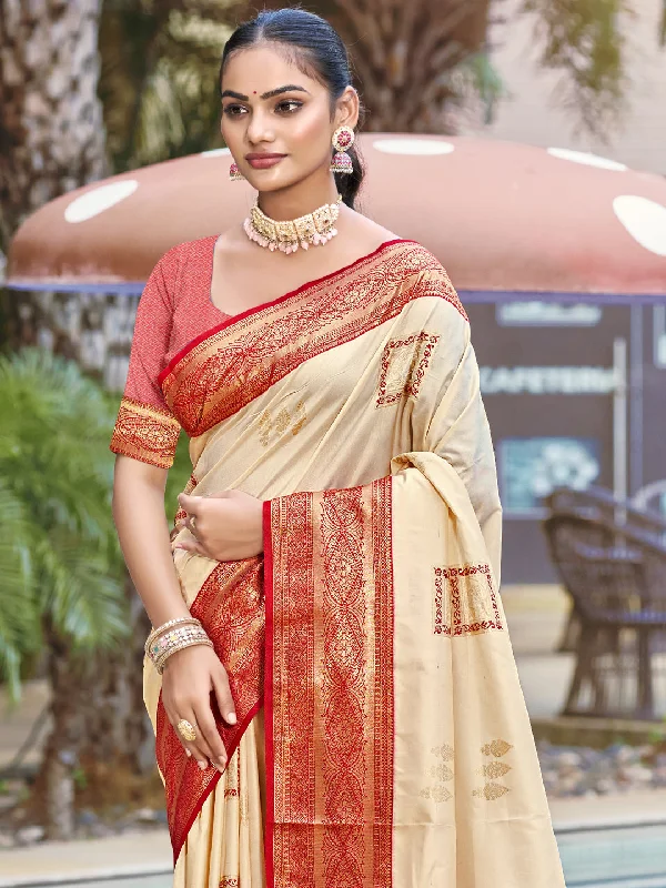 Women Cream Silk Saree With Un Stitched Blouse Sweetheart Neck Blouse