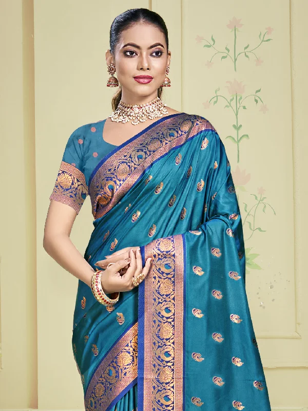 Women Sky Blue Silk Saree With Un Stitched Blouse Relaxed Fit Blouse