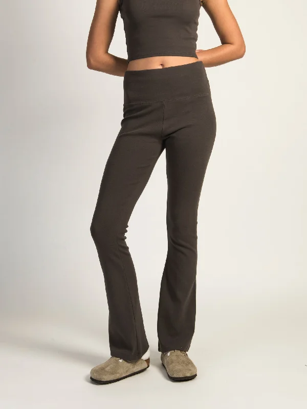 HARLOW MANDY PANT - CHARCOAL Cozy Fitted Pants