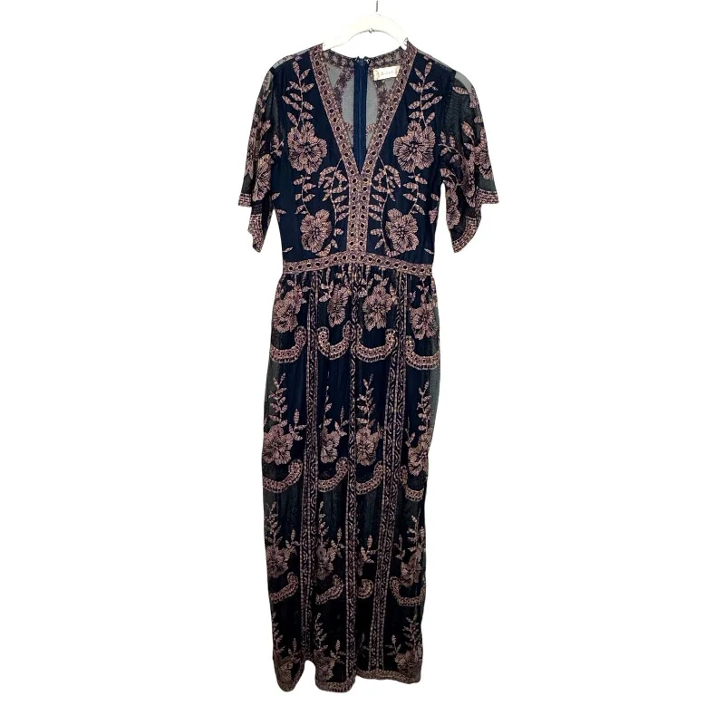 Altar'd State Blue Floral Catania Embroidered Lace Maxi Dress Size Small Classic Tulle Maxi Dress Altar'd State Blue Floral Catania Embroidered Lace Maxi Dress Size Small Classic Tulle Maxi Dress