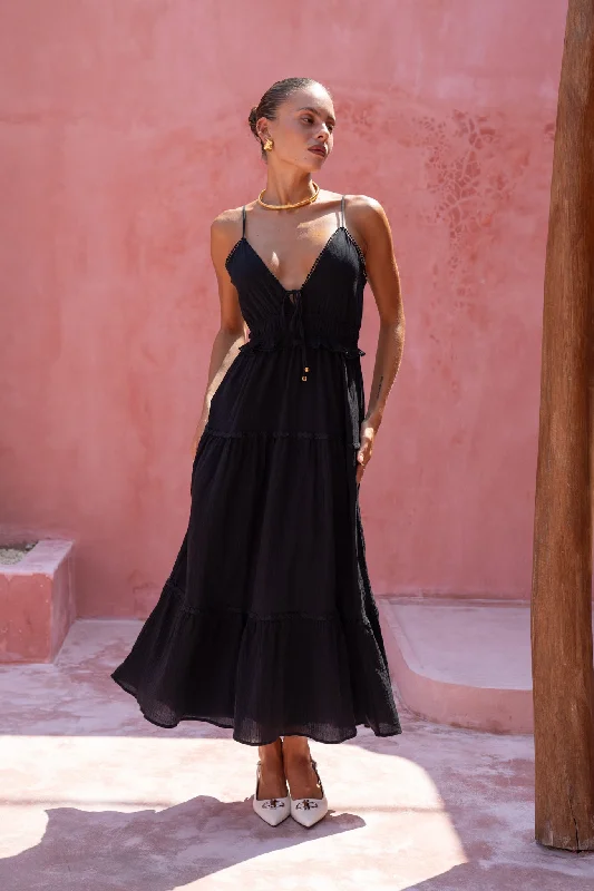 Elodie Black Maxi Dress Fashionable Off-Shoulder Maxi Dress