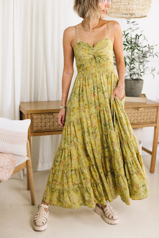 Gracie Floral Printed Textured Maxi Dress (S-3XL) Fashionable Chiffon Tiered Maxi Dress Gracie Floral Printed Textured Maxi Dress (S-3XL) Fashionable Chiffon Tiered Maxi Dress