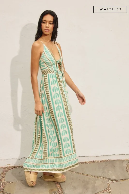 Waitlist 2/5 ♥ Kili Sleeveless Back Tie Abstract Print Maxi Dress Green Trendy A-Line Maxi Dress Waitlist 2/5 ♥ Kili Sleeveless Back Tie Abstract Print Maxi Dress Green Trendy A-Line Maxi Dress