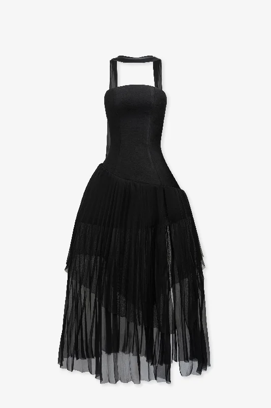 Melanie Pleated Maxi Dress Classic V-Neck Maxi Dress