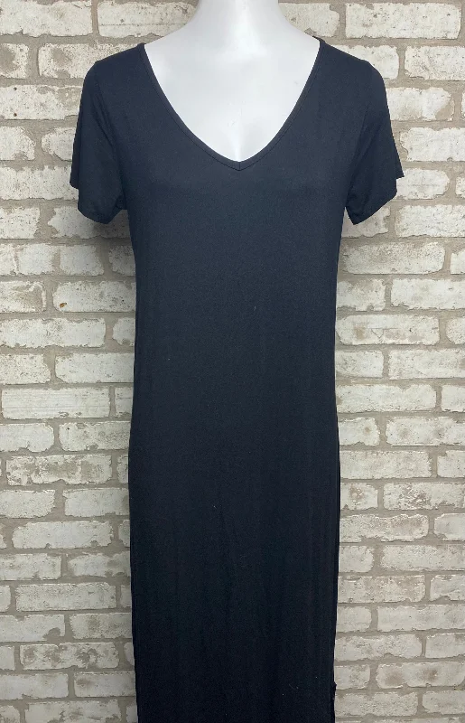 Olivia Rae Maxi Dress- (L) Trendy Floral Print Maxi Dress