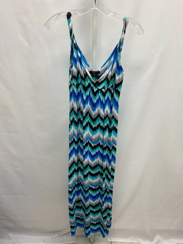 Size Small Soprano Blue/Aqua Maxi Dress Stylish Empire Waist Maxi Dress