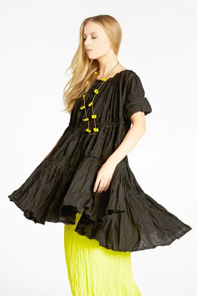 Catalina Dress in Black Carnaby