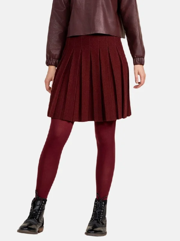 Mode Skirt in Merlot lightweight skirt design